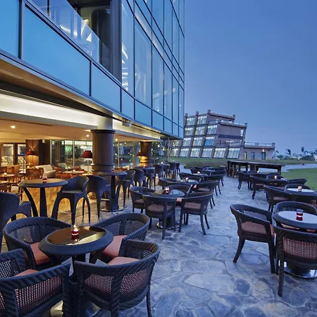 호텔 Noahs Ark Deluxe And Casino