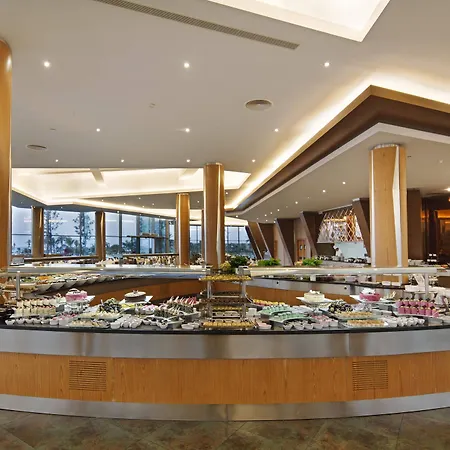 Noahs Ark Deluxe And Casino 호텔 5*