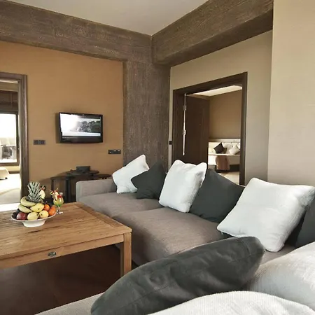 Noahs Ark Deluxe And Casino Hotel 5*
