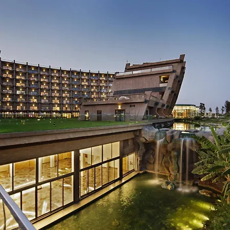 Noahs Ark Deluxe And Casino Hotel