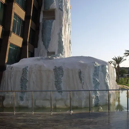 Hotel Noahs Ark Deluxe And Casino 5*