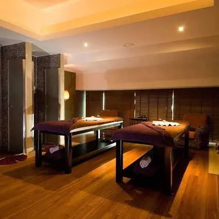 Noahs Ark Deluxe And Casino Hotel